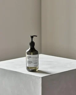 Body Wash, Silky Mist, 490 ml