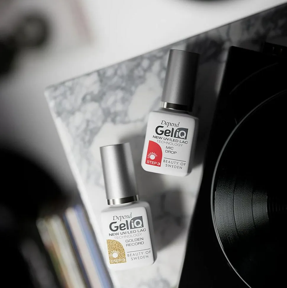 Gel iQ Nail Polish, 1131 Mic Drop