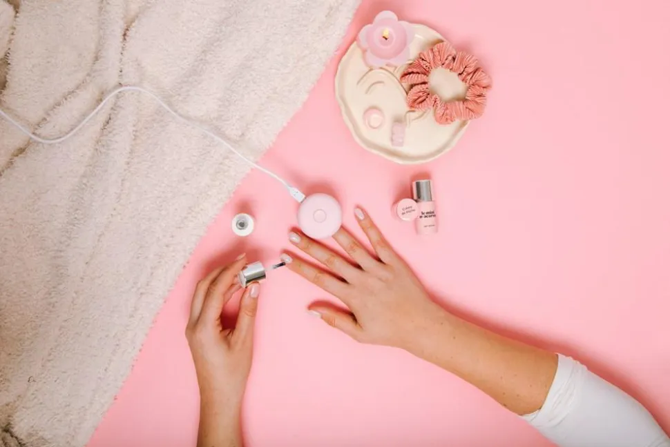 Gel Polish, Chantilly